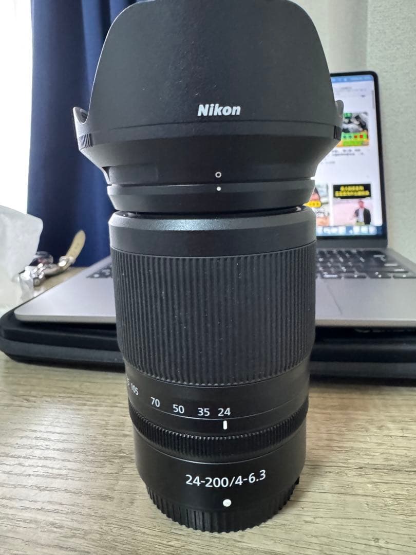 Nikon 24-200mm f/4-6.3 レンズ