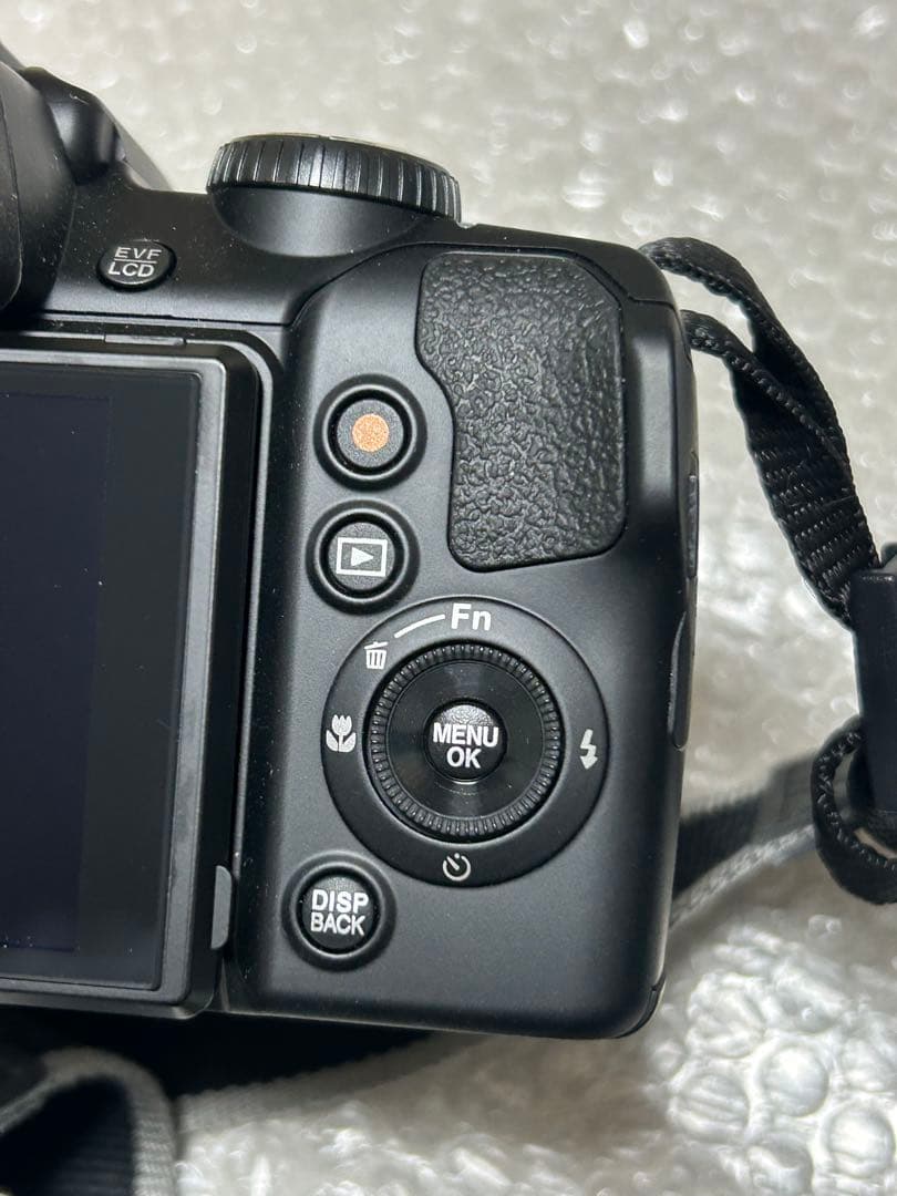 デジタルカメラ FUJIFILM FINEPIX SL1000