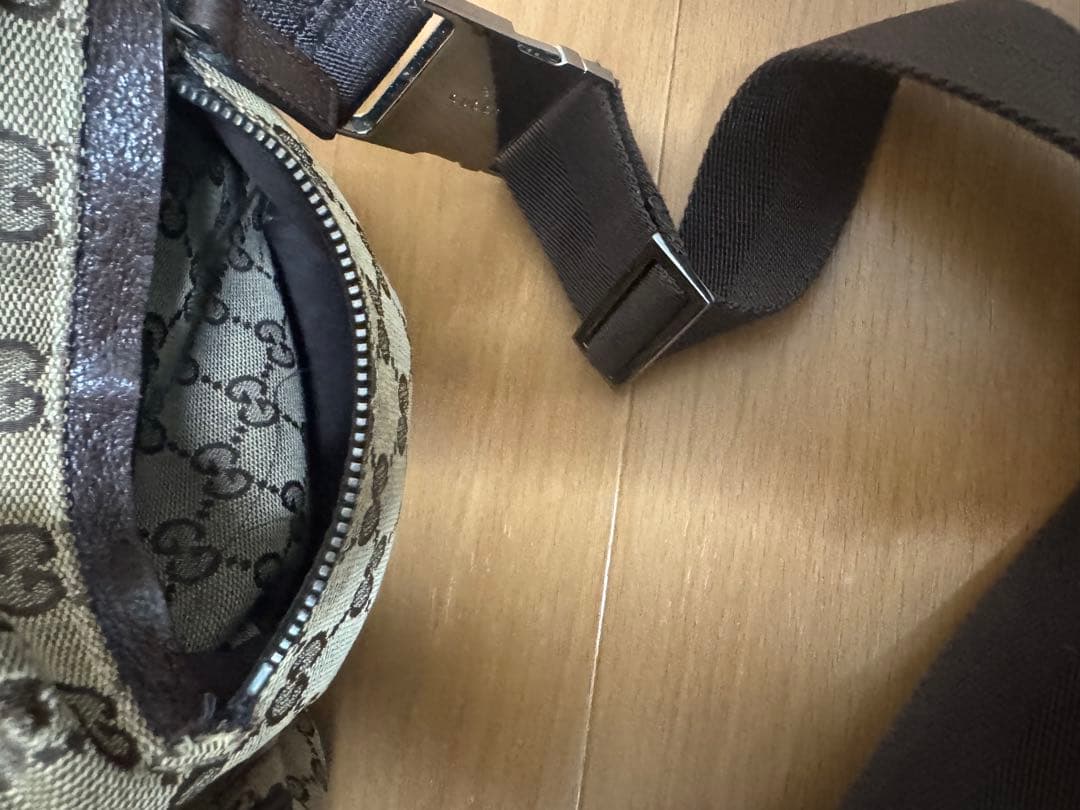 GUCCI グッチ　ウエストポーチ　ボディバッグ　GGキャンバス　28566