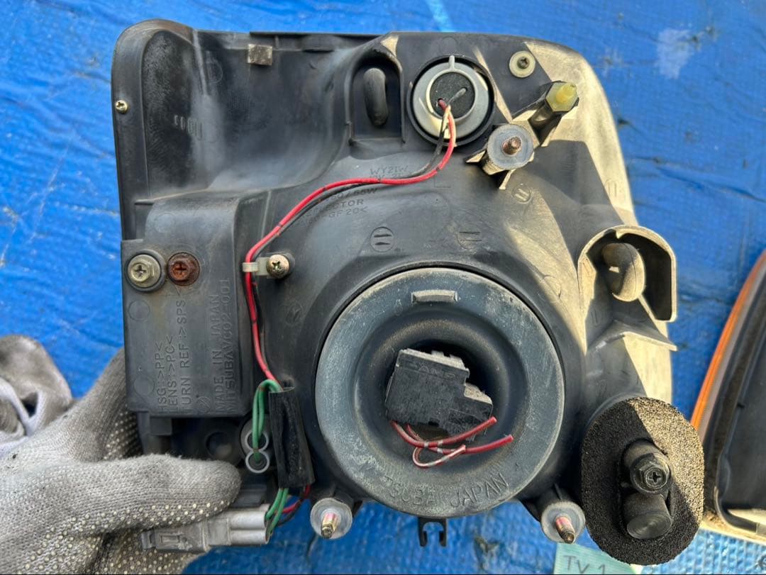 スバル　サンバー　TV1 ヘッドライト左右セット