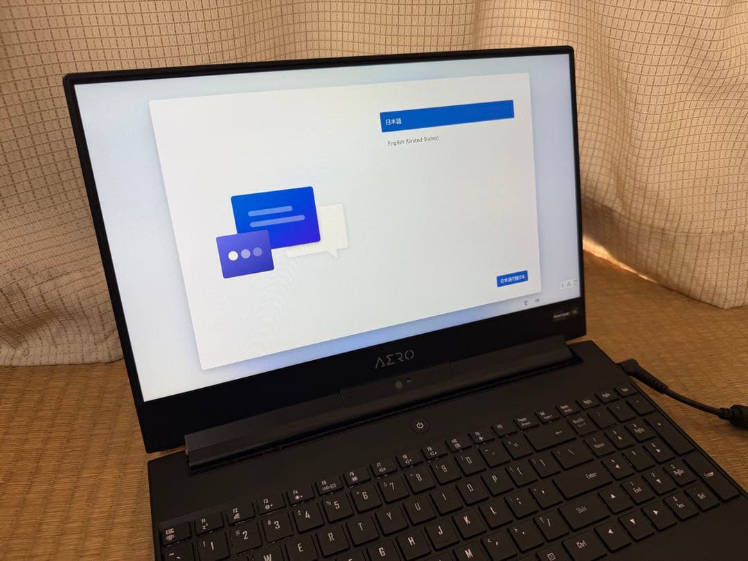 MacBook本体 Gigabyte Aero 15 inch 2018