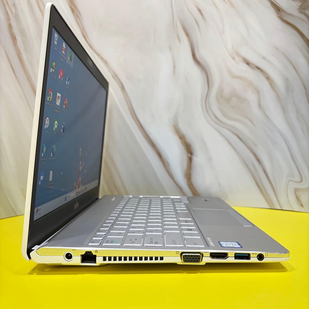 7世代i5！13.3型富士通ノートPC★SSD搭載で動作サクサク★Office付