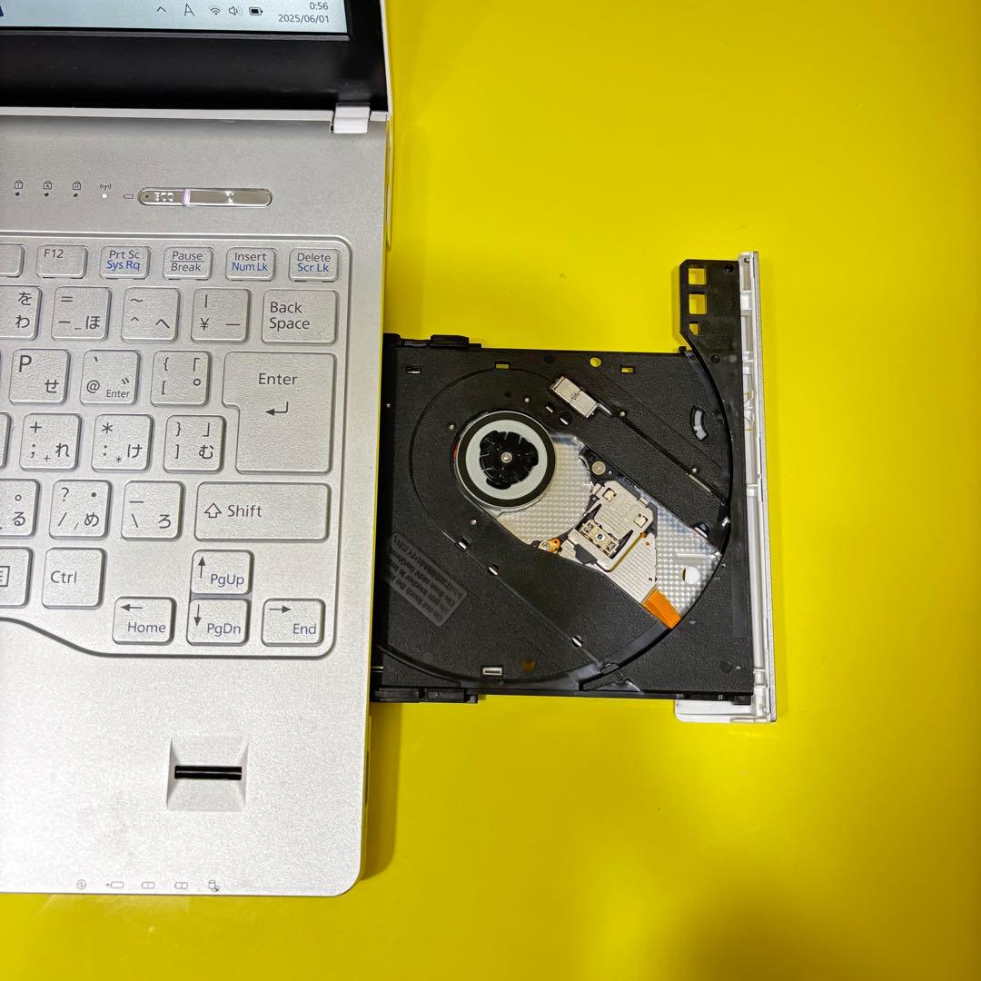 7世代i5！13.3型富士通ノートPC★SSD搭載で動作サクサク★Office付