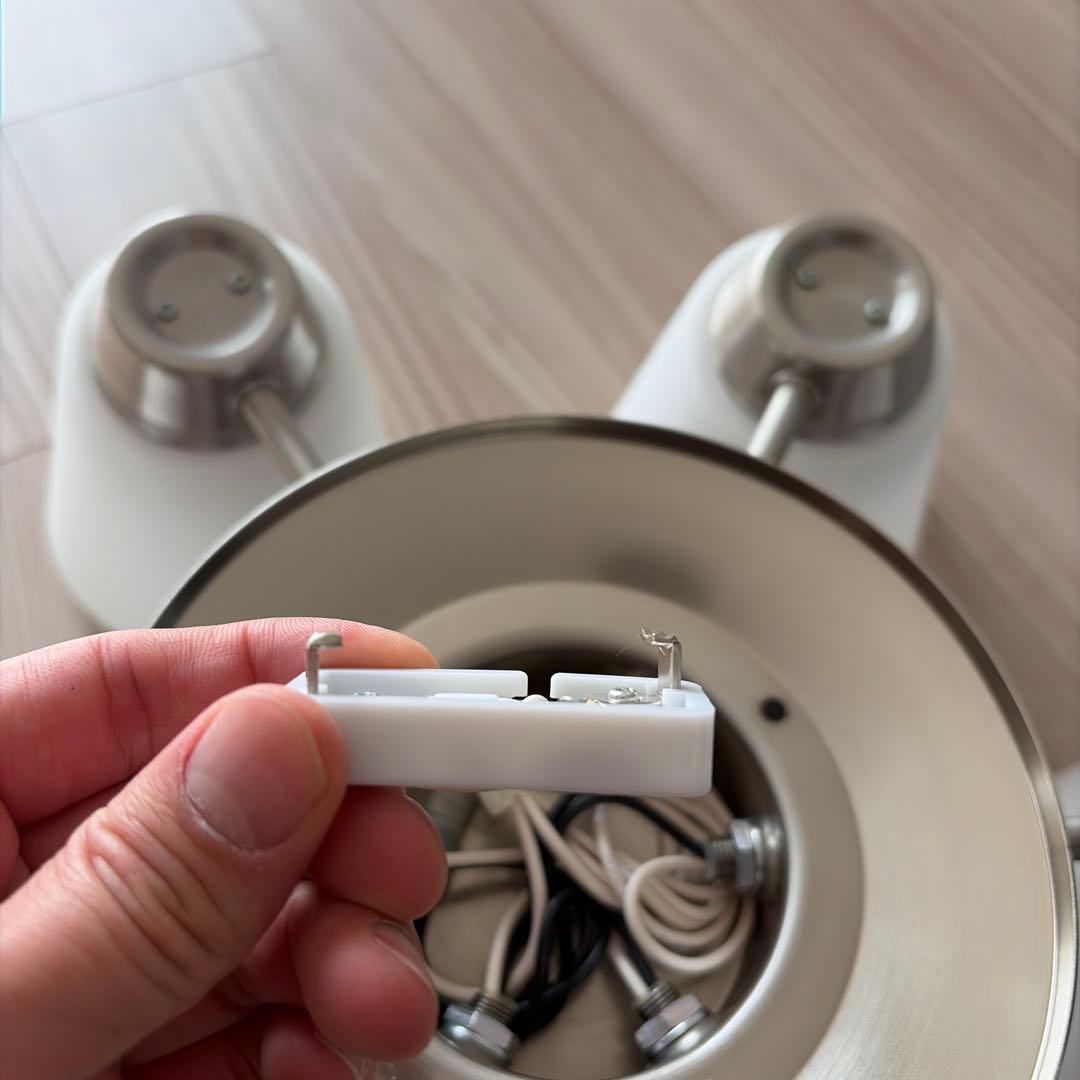 モダンデザイン 6灯シーリングライト　KOIZUMI