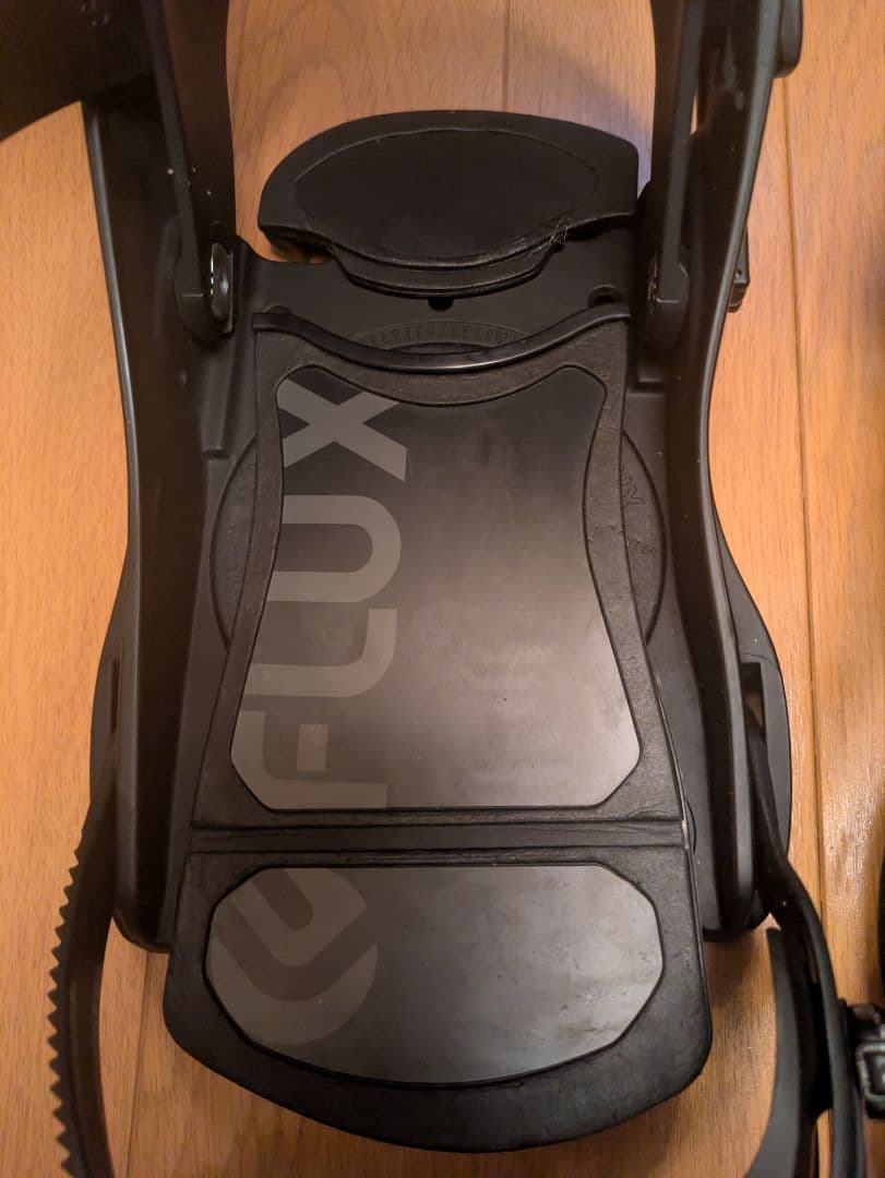 Flux ビンディング Sサイズ Pennywiseモデル