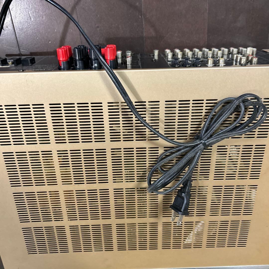 アンプ　YAMAHA DSP-A5