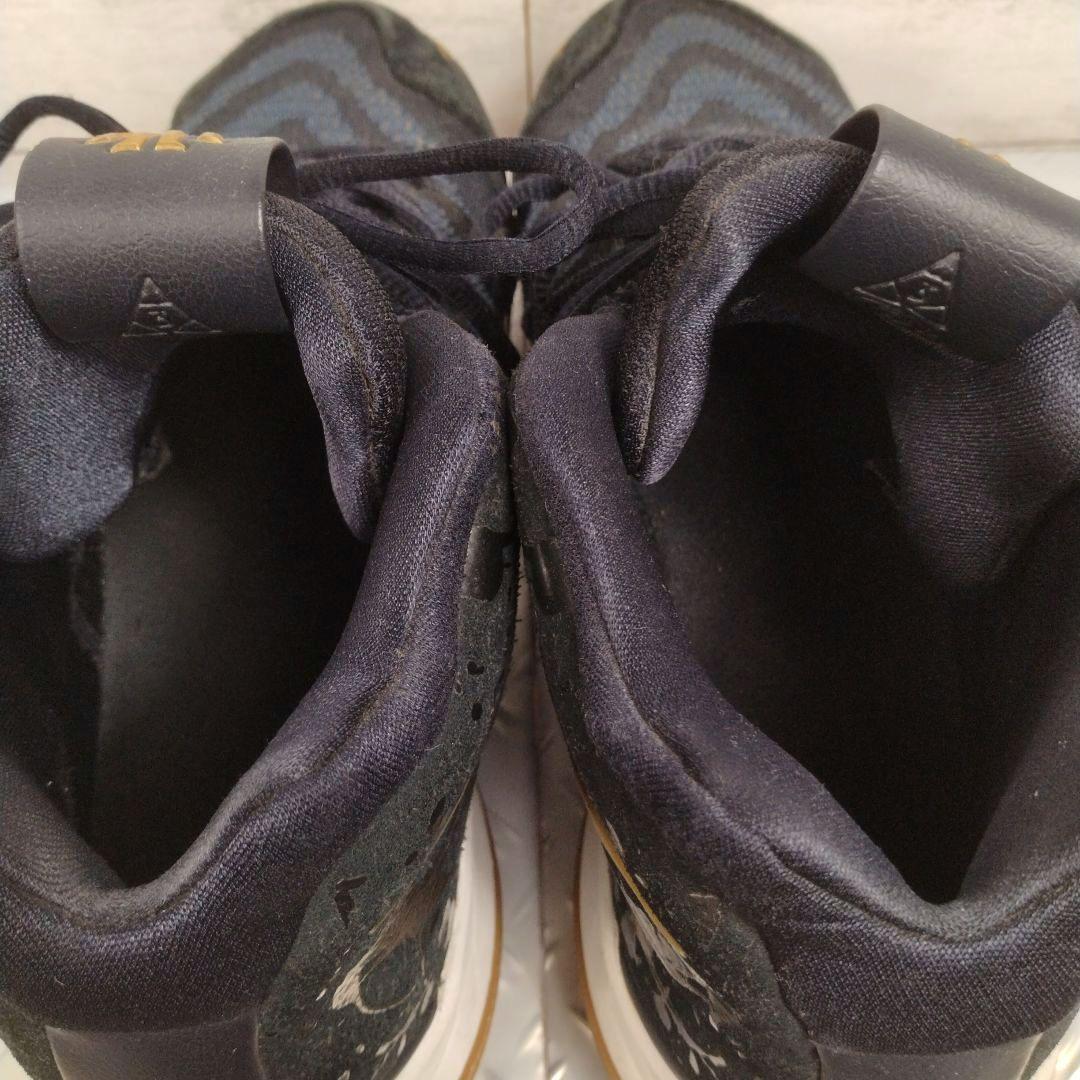 メンズ☆ナイキ　カイリー4　EP　スニーカー　27cmブラック＆ゴールド　バスケ