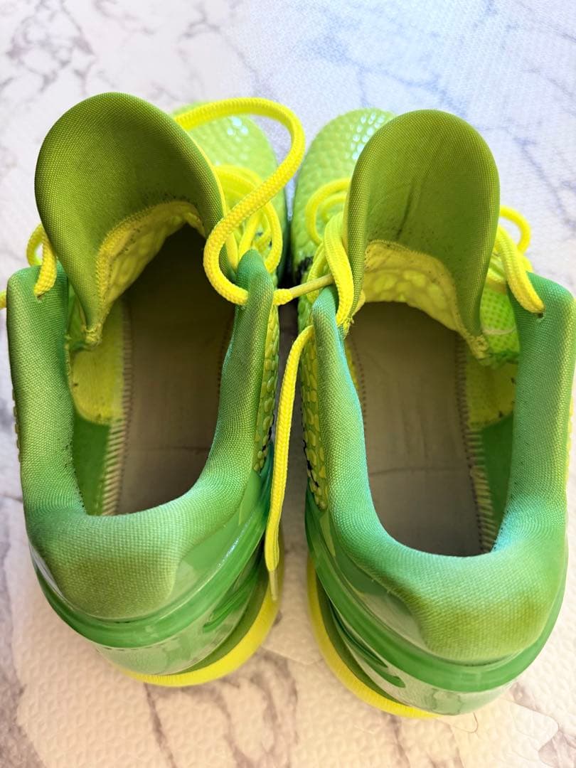 【中古品】NIKE KOBE 6 PROTRO \"GRINCH\" 28.5cm