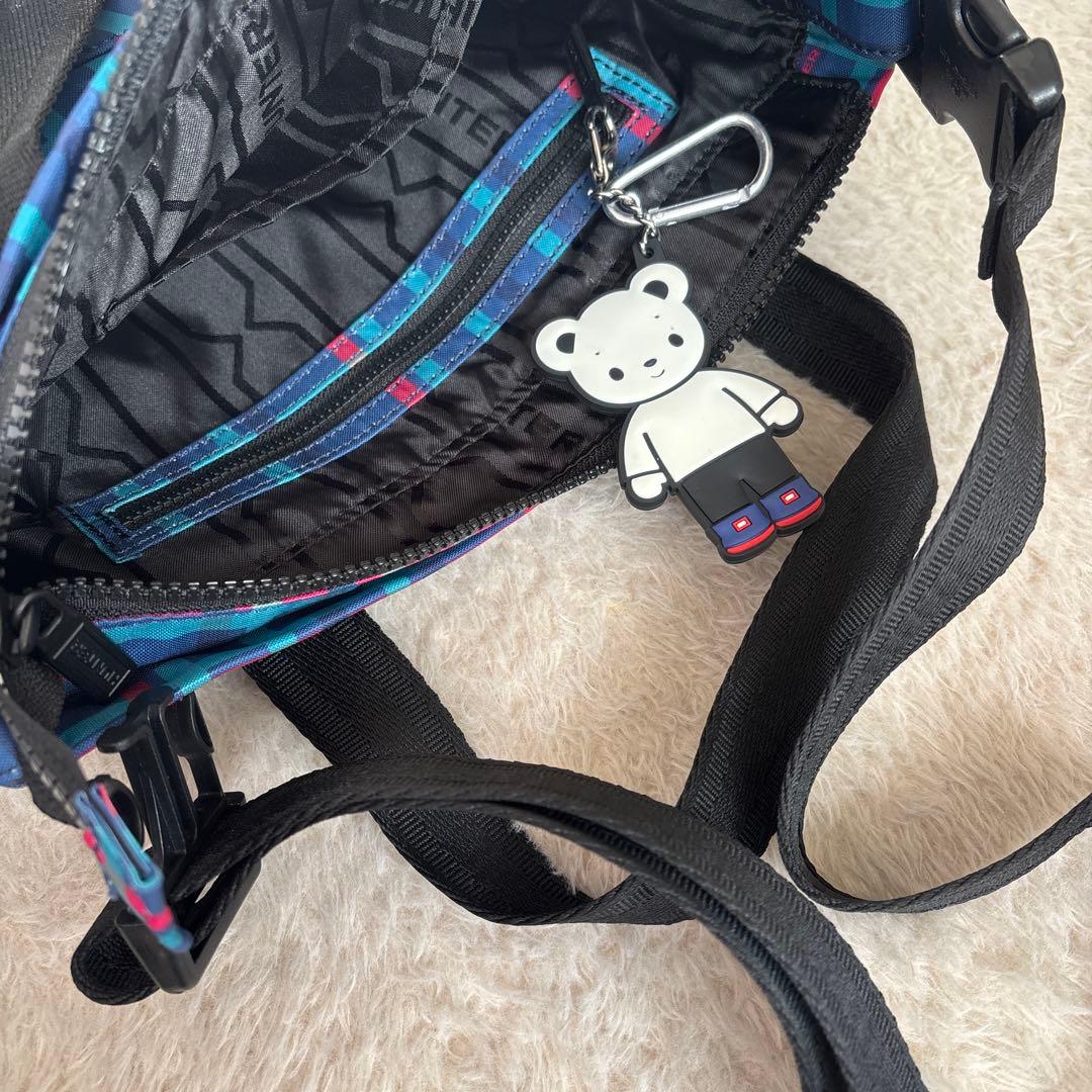 HUNTER×familiar ショルダーバック