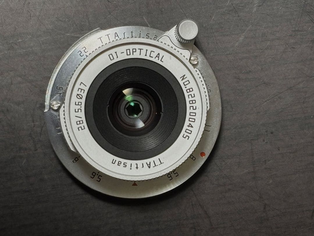 TTArtisan 28mm F5.6 Mマウント シルバー　美品