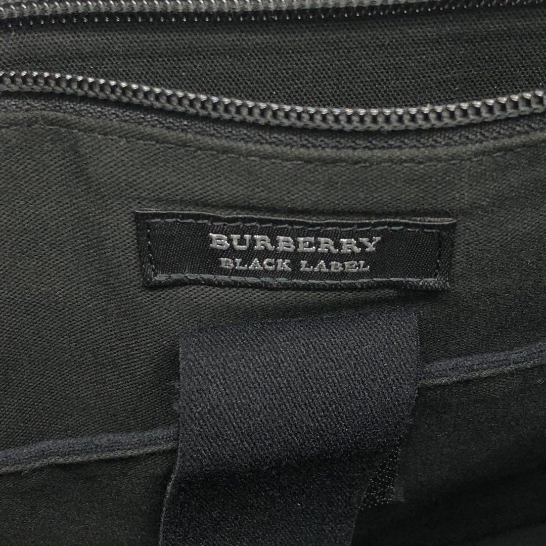 バーバリーブラックレーベル　メッセンジャーバッグ　ロゴプレート　ノバチェック
