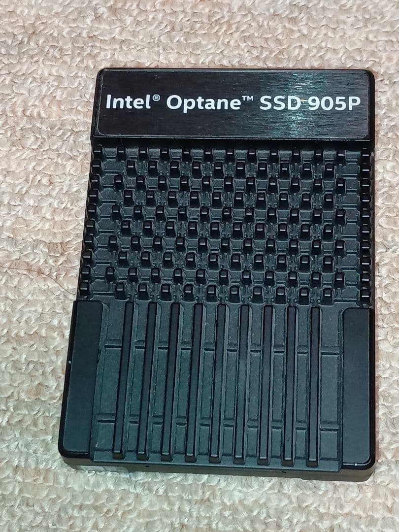 Intel Optane SSD 905P ケーブル付き