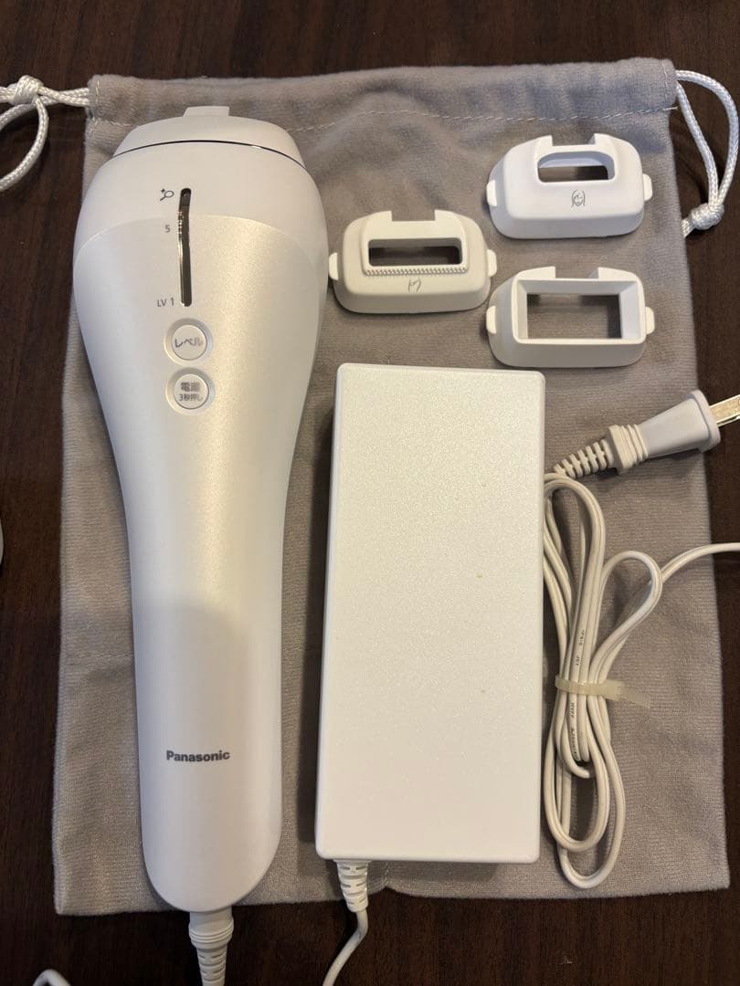 Panasonic 光美容器　光エステ　脱毛器 本体と付属品