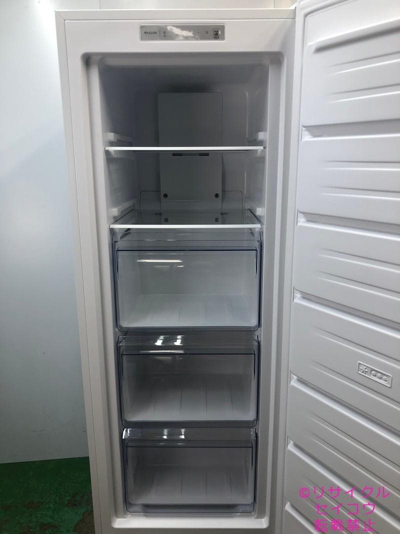 専用　マックスゼン冷凍庫 161L 23年式 2503111038