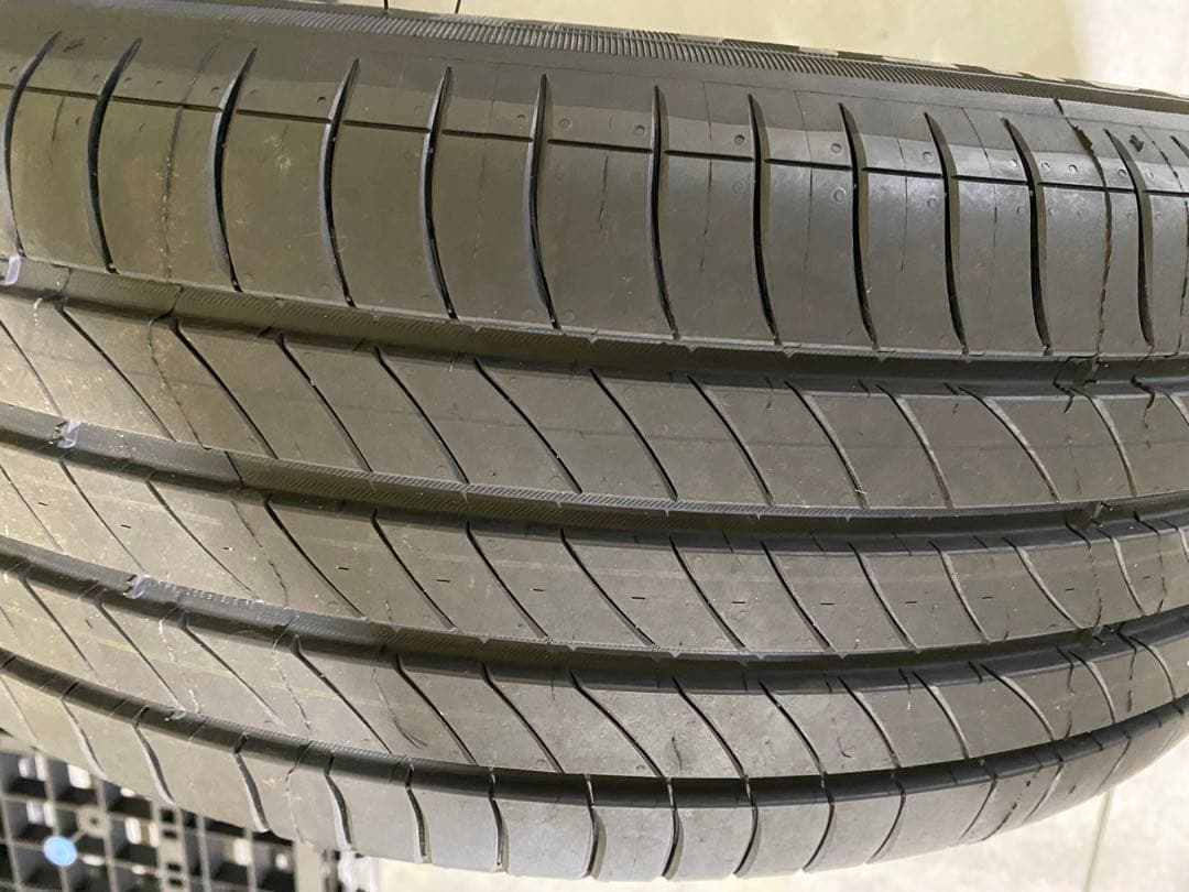 レクサス　LBX純正アルミホイール　タイヤ4本セット！