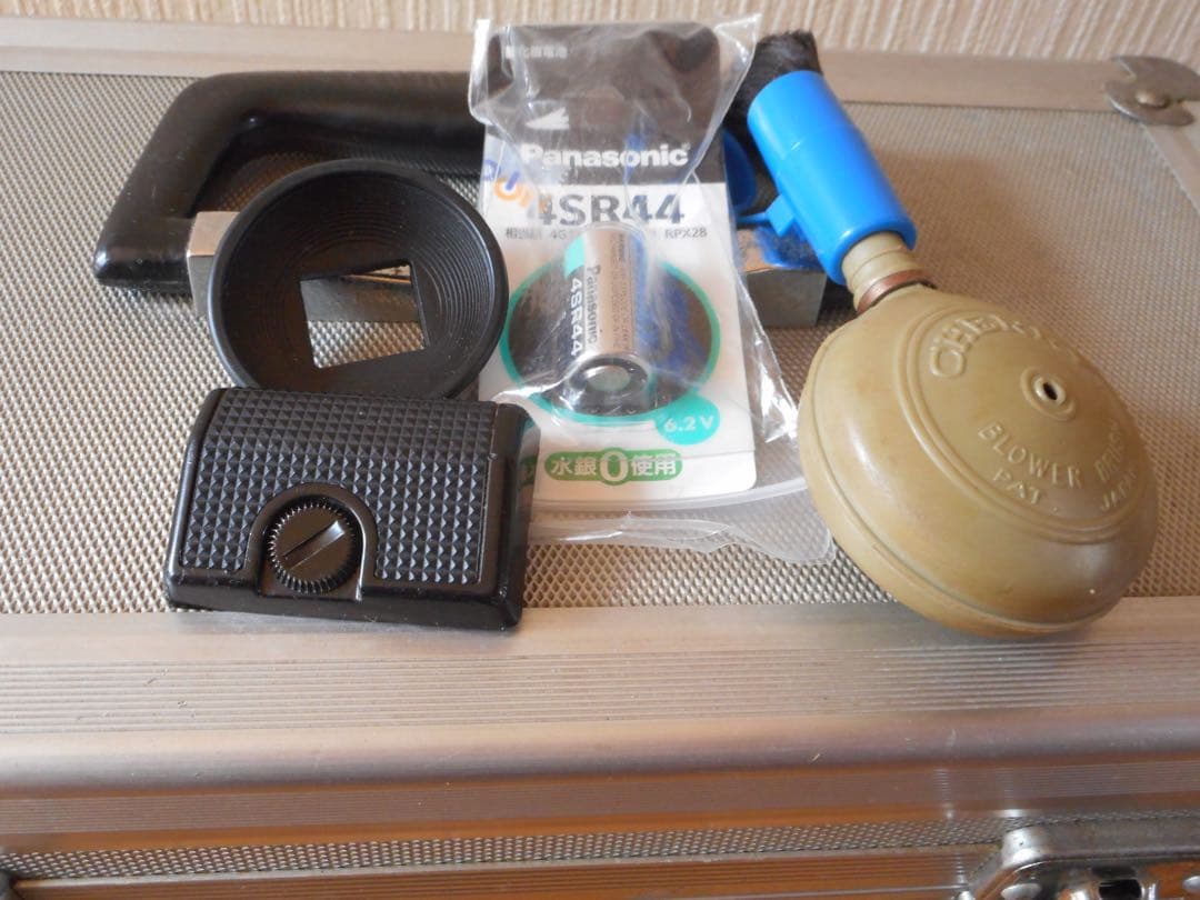 CANON AE-1 PROGRAM レンズ 35-70mm 1:4 ケース付