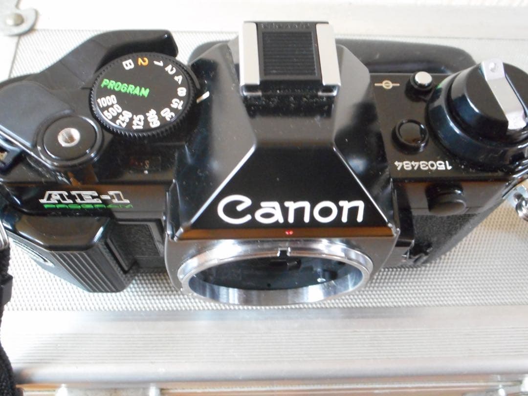 CANON AE-1 PROGRAM レンズ 35-70mm 1:4 ケース付