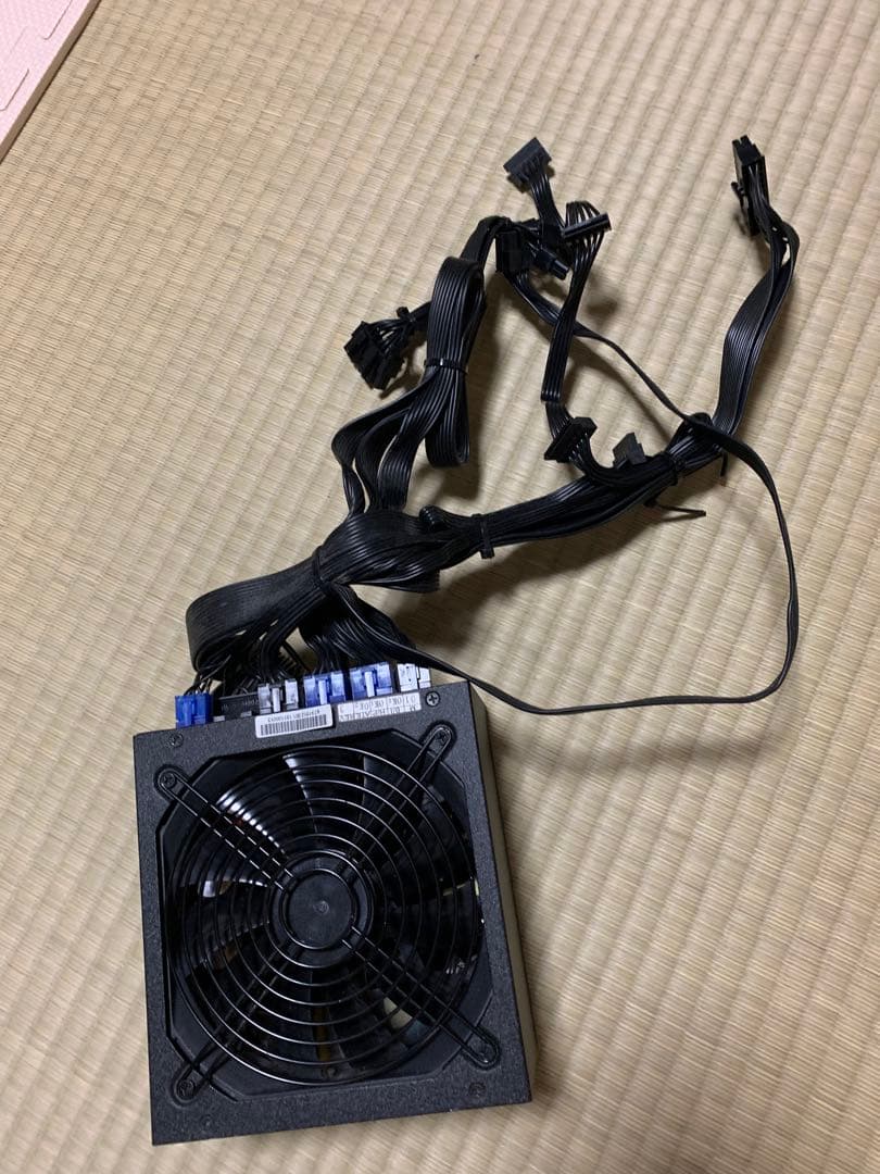 Enhance 1200W モジュラー電源ユニット
