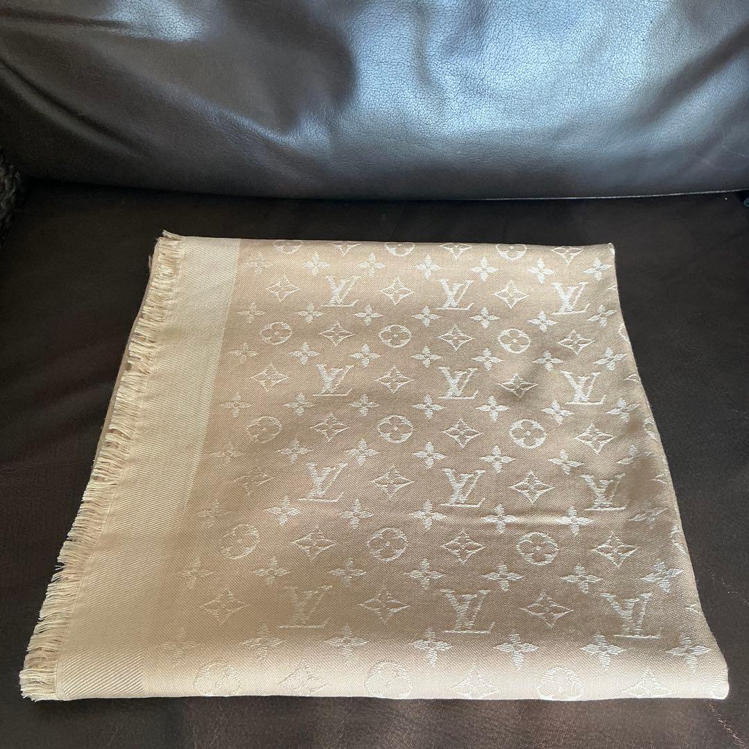 ルイヴィトンストール　LOUIS VUITTONマフラー　スカーフ　ベージュ