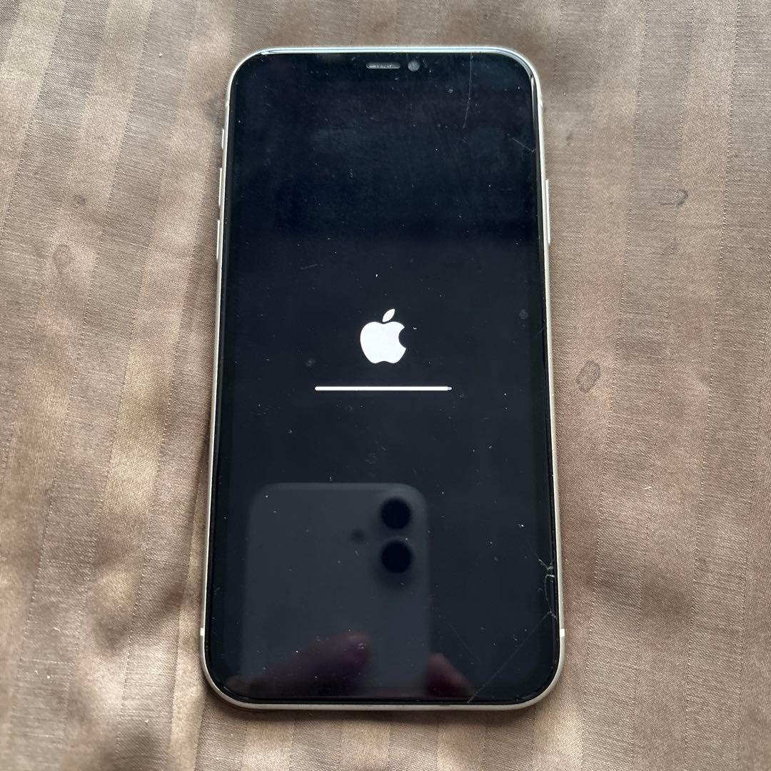 iPhone 11 128GB 本体のみ