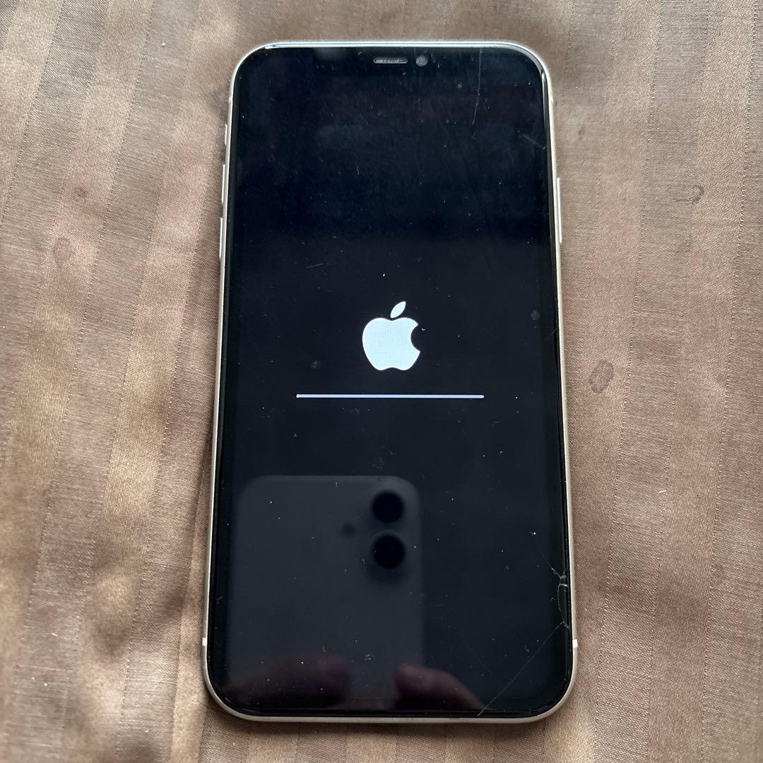 iPhone 11 128GB 本体のみ