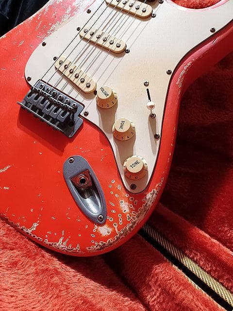 ギター FiestaRed Relic LaquerFinishStratocaster