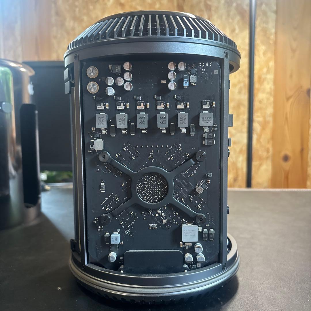 Macデスクトップ MacPro A1481 RAM:16GB SSD:256G