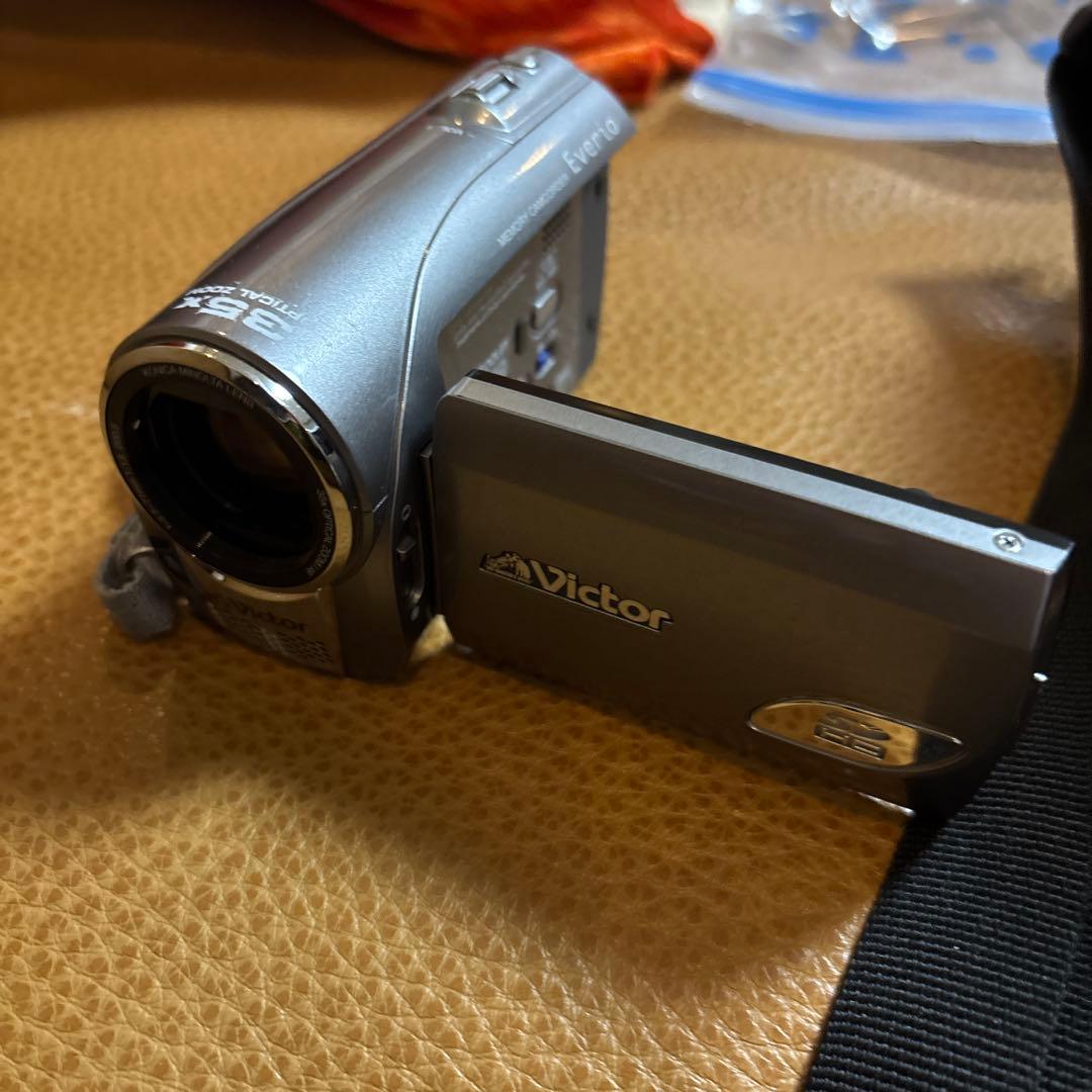 【Victor GZ-MS100】 ビデオカメラ カメラバッグ&ケーブル付き