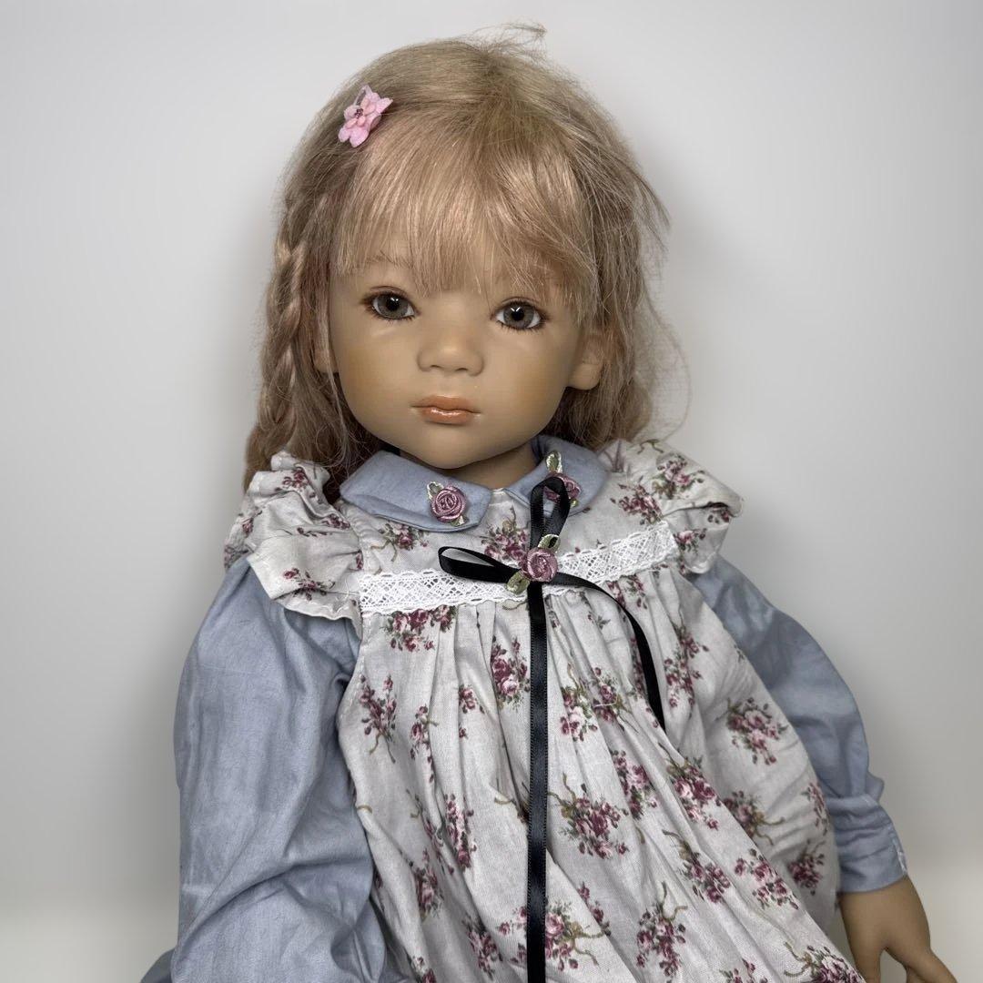 【貴重】リボーンドール アネッテドール 抱き人形