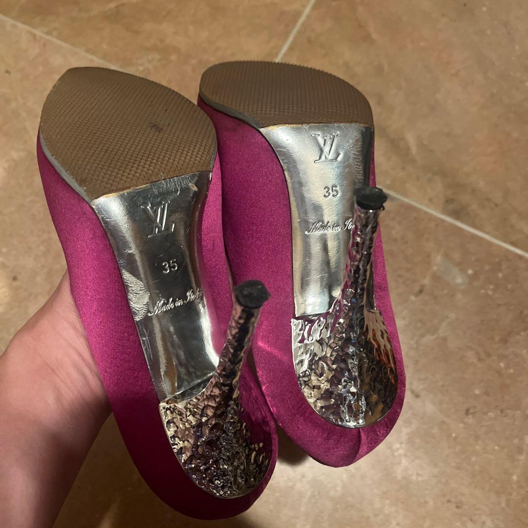 LV ルイヴィトン花飾り付き ハイヒール　35 ピンク✖️シルバー
