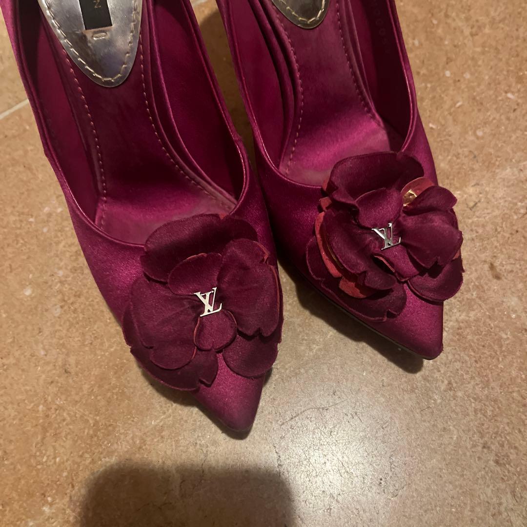 LV ルイヴィトン花飾り付き ハイヒール　35 ピンク✖️シルバー