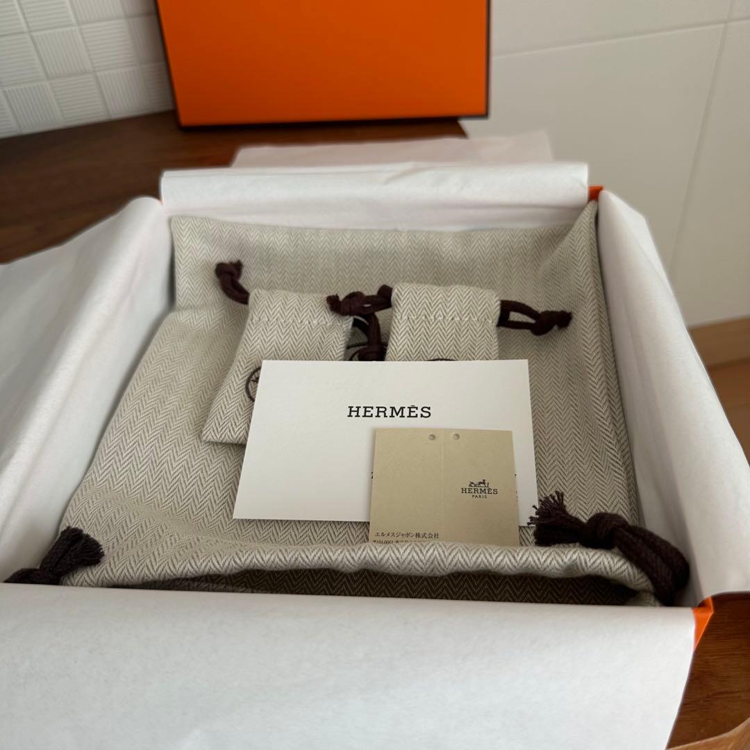 【新品未使用】エルメス ケリーベルト　エトゥープ　シルバー金具 【安心鑑定可】