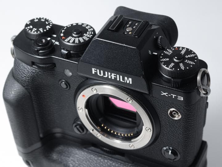 gash X-T3 バッテリーグリップ付き　バッテリー３個　元箱入り