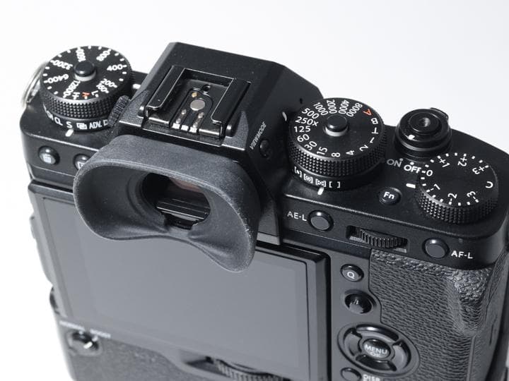gash X-T3 バッテリーグリップ付き　バッテリー３個　元箱入り