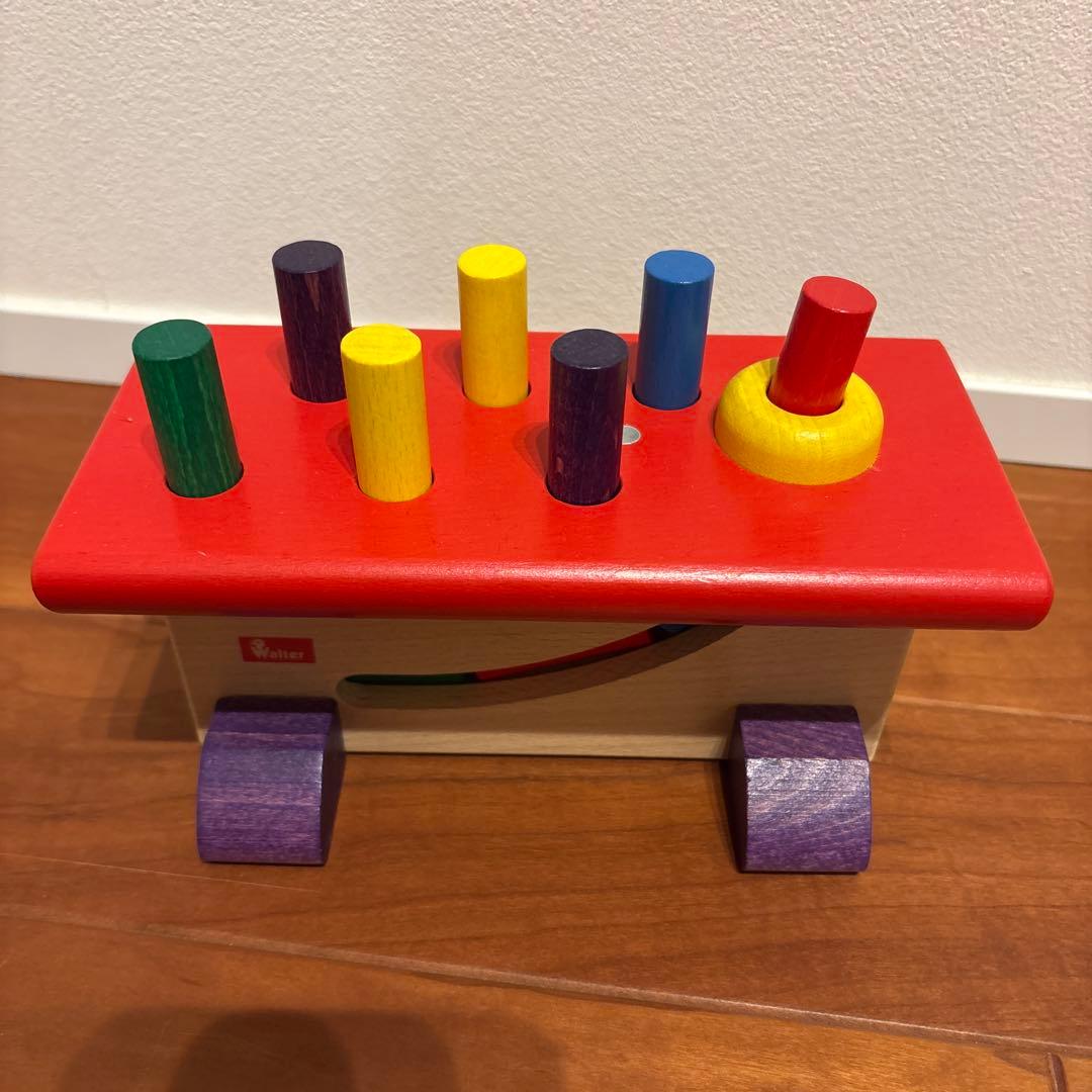 木製カラフル知育玩具 ハンマー付きNIC社