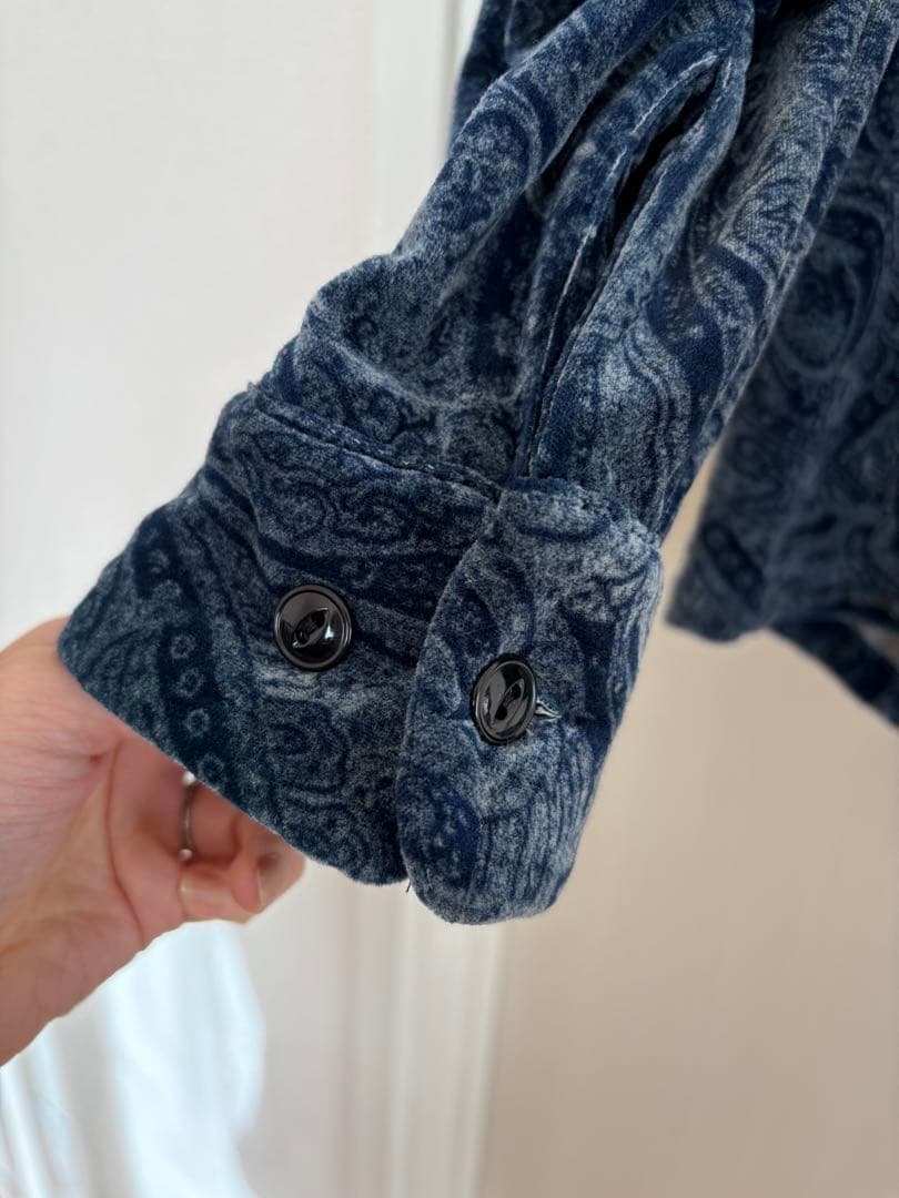 トップス GOLD PAISLEY PATTERN INDIGO VELVETEEN OP