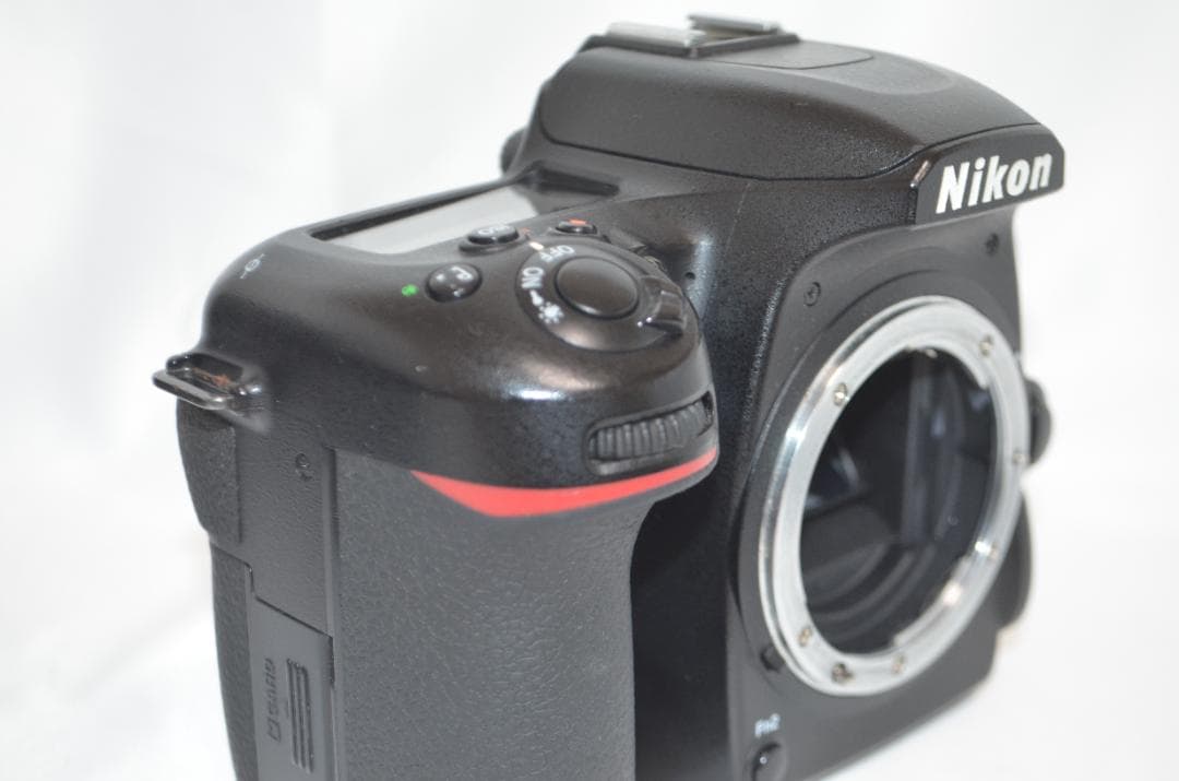 美品級　シャッター数3万9600回以下 Nikon D7500☆Wi-Fi搭載