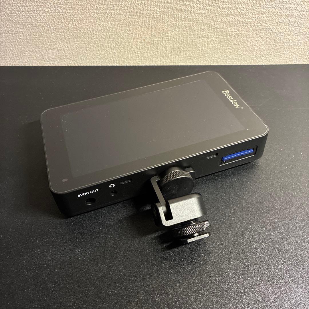 カメラモニター　DESVIEW r6 UHB 5.5inc