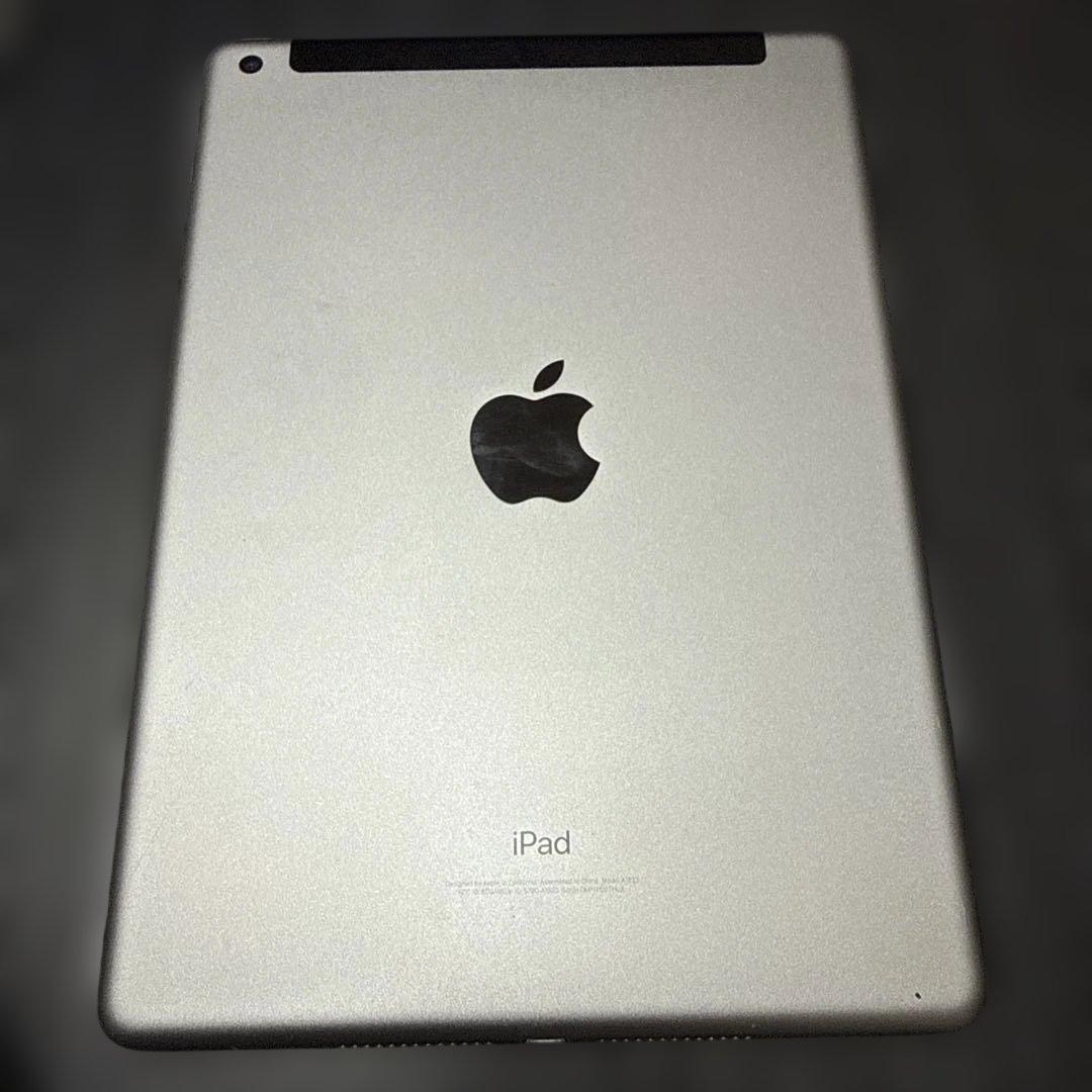Apple iPad 第5世代　本体