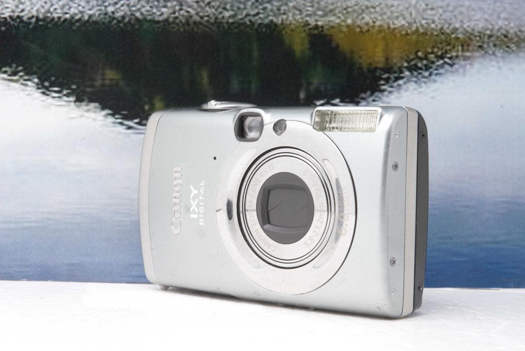 キャノン Canon IXY DIGITAL 800 IS オールドコンデジ