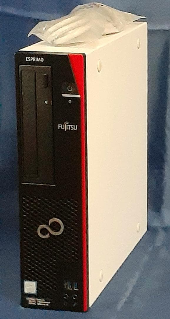 富士通/i5第9世代/Win11/16GB/Office/SSD/HDD/DVD