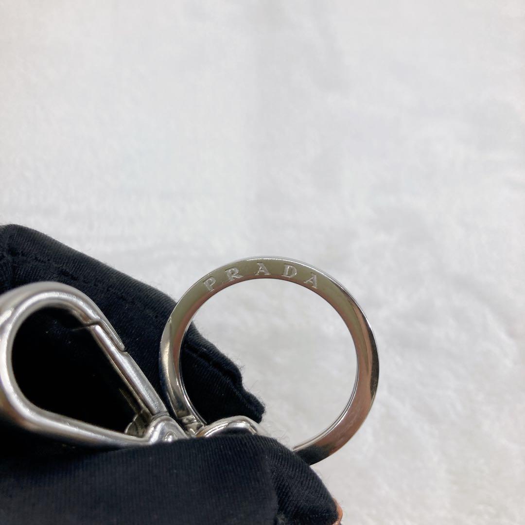 ✨綺麗✨PRADA プラダ　キーホルダー 三角ロゴ サフィアーノレザー　オレンジ