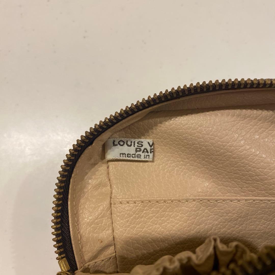 Louis Vuitton ルイヴィトン モノグラム ポーチ