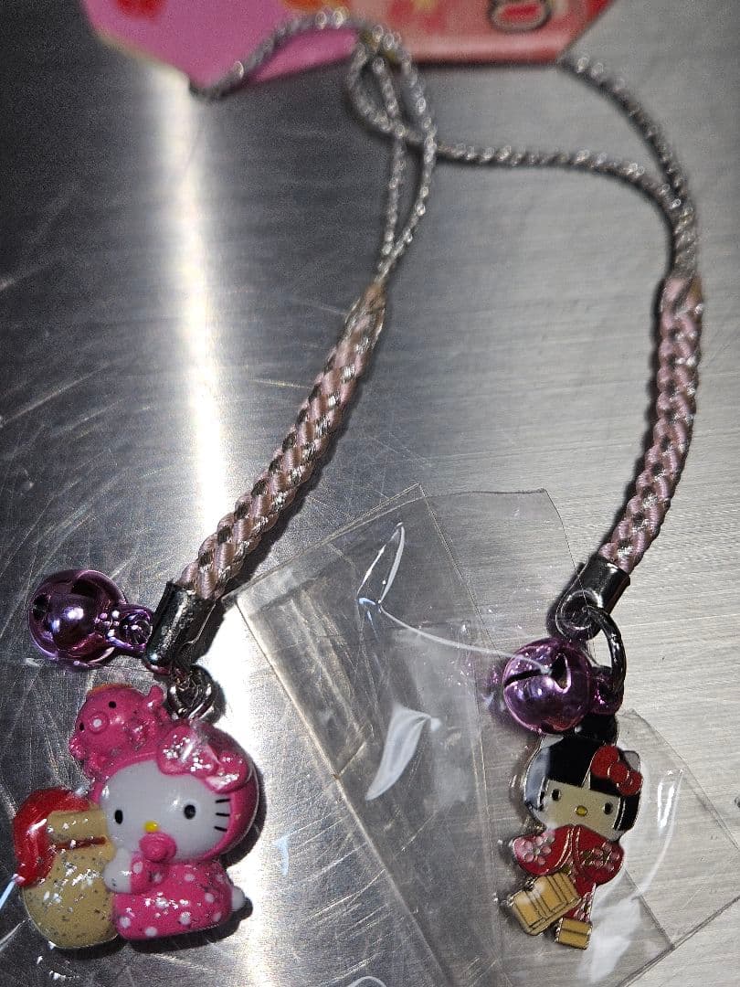 ✨ 新品 ✨　非売品　ハローキティ　ご当地他　ストラップ　12　セット　サンリオ