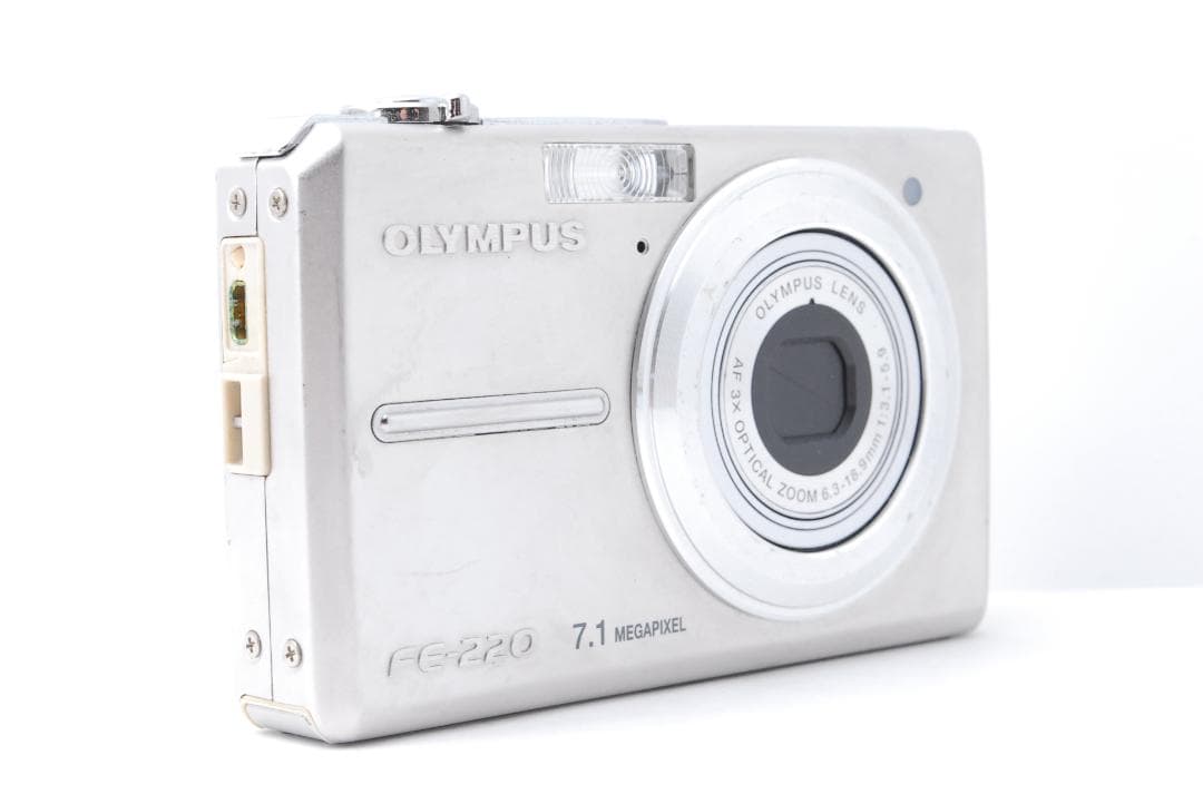 【完動品】OLYMPUS FE-220　オリンパス　コンデジ　シルバー