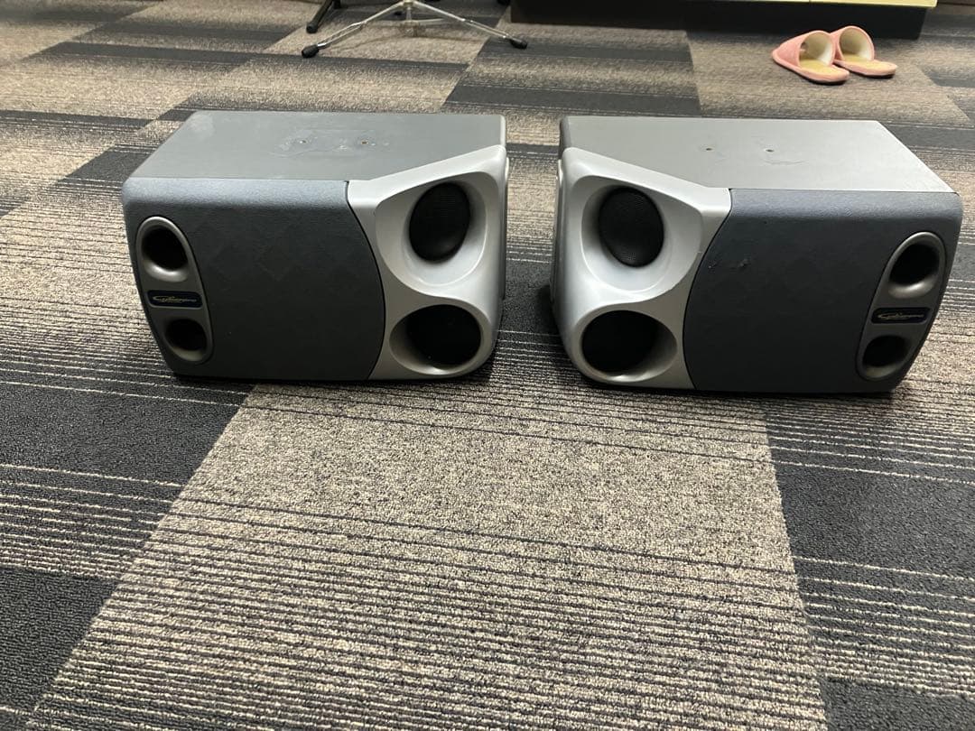 第一興商　DDS-910左右二個 カラオケ機器スピーカー200W 送料無料　中古