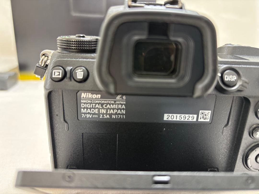 Nikon Z6 デジタルカメラ 本体と付属品