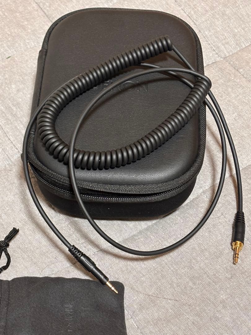 美品　デノン　ワイヤレスヘッドホンAHGC30