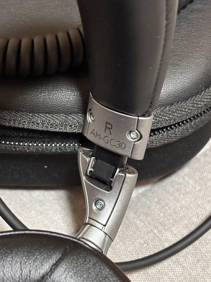 美品　デノン　ワイヤレスヘッドホンAHGC30