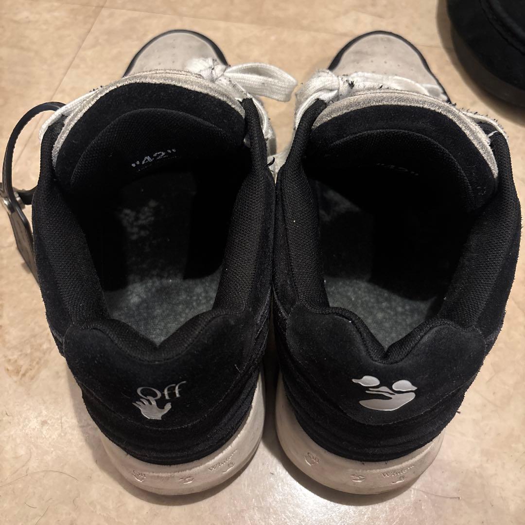 Off-White ブラック/ホワイト スニーカー